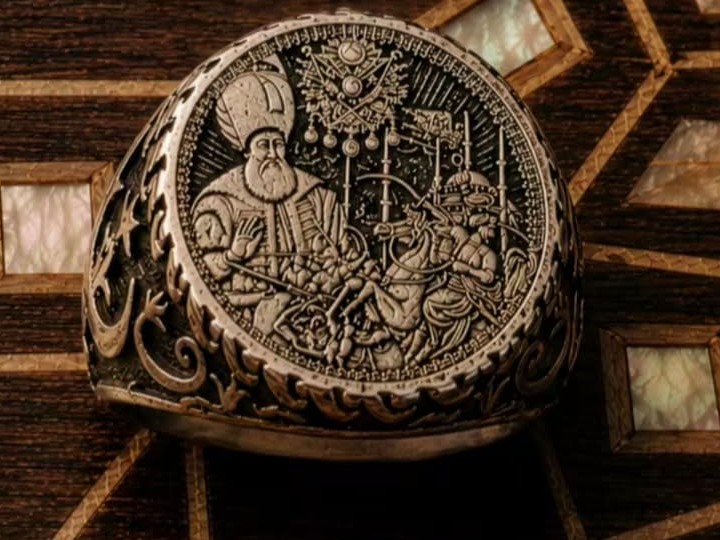 Kanuni Sultan Süleyman kabartmalı, oksitlenmiş 925 ayar gümüş yüzük